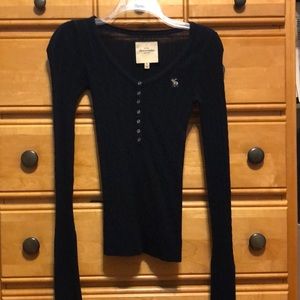 Abercrombie girl’s navy blue sweater